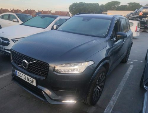 Volvo XC 90 D5 B5 235 CV AWD Plus Dark